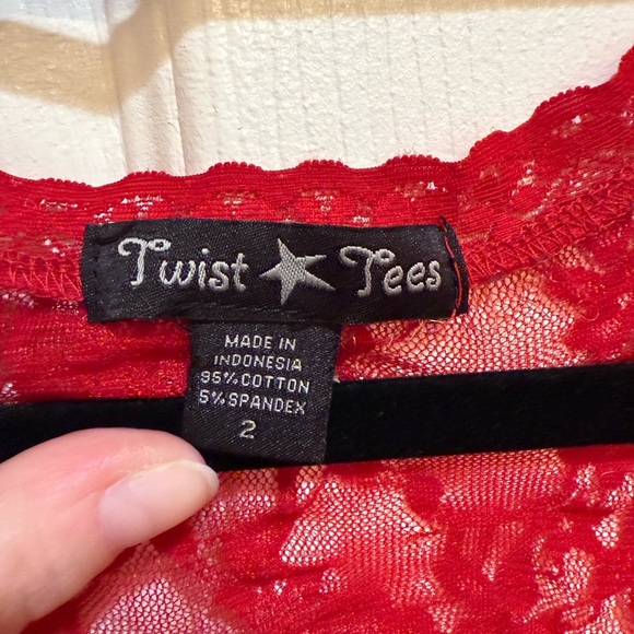 Torrid Twisted Tees Red Ruched 3/4 Sleeve Backless Lace Blouse - Picture 2 of 7